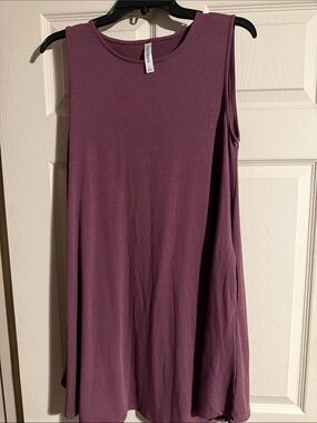 Sleeveless Swing Dress in Dusty Plum w pockets